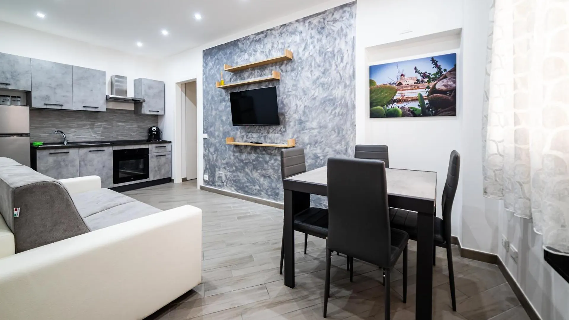 Holiday home U Ventu Che Tira Casa Centro Storico Vicino Porto Wi Fi Villa Trapani Italy